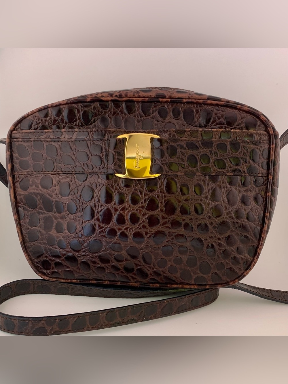 Vintage Y2K Salvatore Ferragamo VARA BOW Croc-Embossed Brown Crossbody Bag VGC